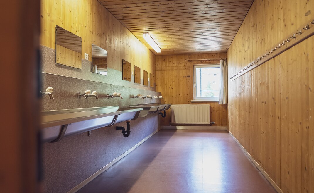 1 Übernachtung & Frühstück RinerLodge (Tal) + 1-Tageskarte